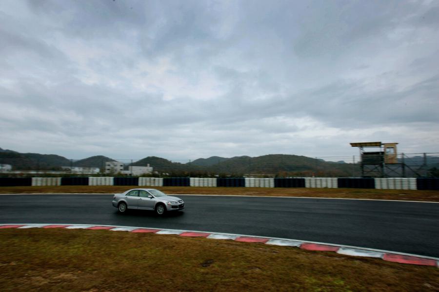 Mazda6 MPS 2006 года  (фото 10 из 123)